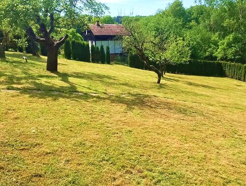 Fotografie nemovitosti - Prodej útulné chaty 20 min. od Prahy i k trvalému bydlení, s pozemkem 1280 m2