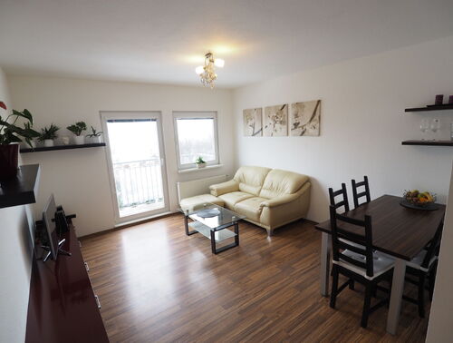 Fotografie nemovitosti - Prodej hezkého bytu 3+kk, OV, 81m2, Na kališti, Chýně