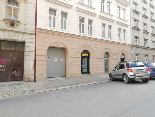 Fotografie nemovitosti - Nabízíme pronájem nebytového prostoru 33m2, ul. Kovářská, Praha 9