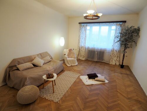 Fotografie nemovitosti - Prodej příjemného světlého bytu 2kk s lodžií. Jana Želivského Praha 3, blízko MHD