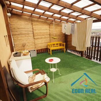 Pronájem světlého bytu 2+1 , 48 m2, nová koupelna, terasa, přímo na Husově nám., Benátky nad Jizerou