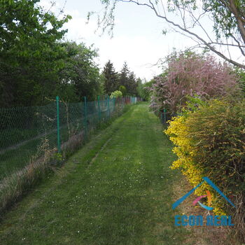 Dlouhodobý pronájem zahrádky 277 m2, Praha 10 - Dubeč, osada Slatiny