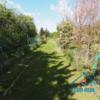 Dlouhodobý pronájem zahrádky 277 m2, Praha 10 - Dubeč, osada Slatiny