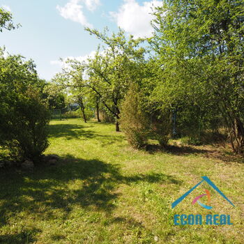 Dlouhodobý pronájem zahrádky 277 m2, Praha 10 - Dubeč, osada Slatiny