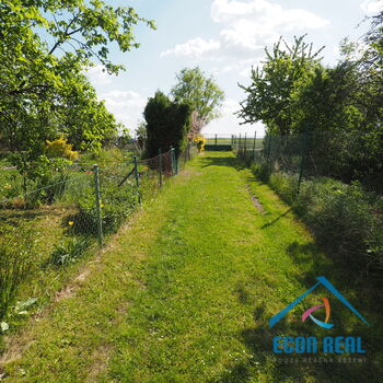 Dlouhodobý pronájem zahrádky 277 m2, Praha 10 - Dubeč, osada Slatiny