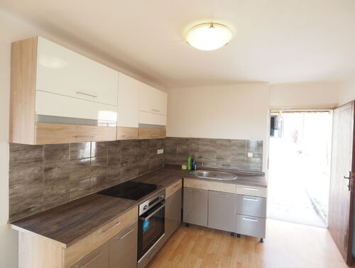 Fotografie nemovitosti - Pronájem samostatného domku 2+kk, 40 m2, Husovo nám., Benátky nad Jizerou