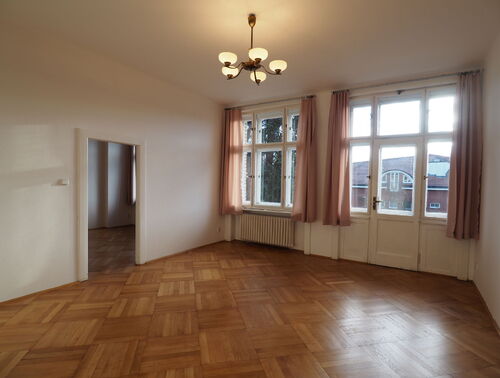 Fotografie nemovitosti - Pronájem bytu 2+1, 80 m2, s dvěma balkony, Praha 6 Hanspaulka