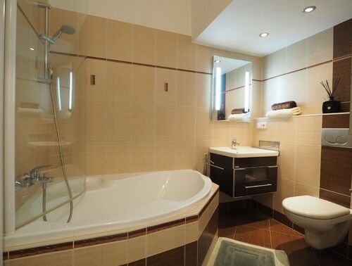 Fotografie nemovitosti - Prodej světlého a útulného bytu 2kk, 45 m2, V Zahradách, Praha 8 - Libeň