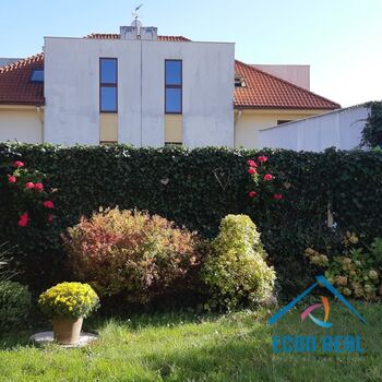 Pronájem krásného bytu 3+kk s terasou, zahradou a 2 místy k parkování, Platanova, Jesenice