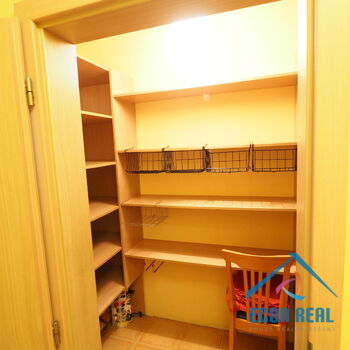 Pronájem krásného bytu 3+kk s terasou, zahradou a 2 místy k parkování, Platanova, Jesenice