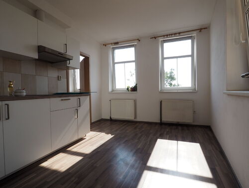 Fotografie nemovitosti - Pronájem světlého bytu 2kk (1+1) po reko, 32m2, přímo na Husově nám., Benátky nad Jizerou