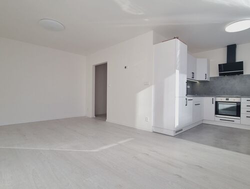 Fotografie nemovitosti - Pronájem nově rekonstruovaného bytu 2kk, 50 m2, Anglická, Kladno