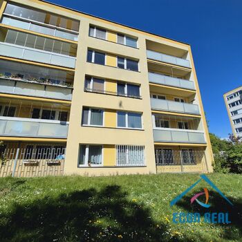 Prodej světlého a praktického bytu 3+1, s 3 komorami a lodžií 7 m2, Pohnertova, Praha 8 Kobylisy