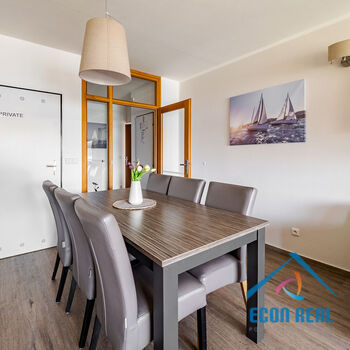 Prostorný apartmán 3kk, 76 m2, s lodžií, přímo u jezera, Marina Lipno, Lipno nad Vltavou