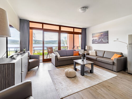 Fotografie nemovitosti - Prostorný apartmán 3kk, 76 m2, s lodžií, přímo u jezera, Marina Lipno, Lipno nad Vltavou