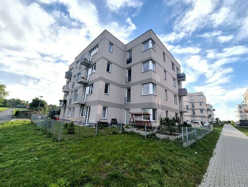 Fotografie nemovitosti - Prodej světlého bytu 2kk/B/P/sklep, novostavba, Za cukrovarem, Cerhenice