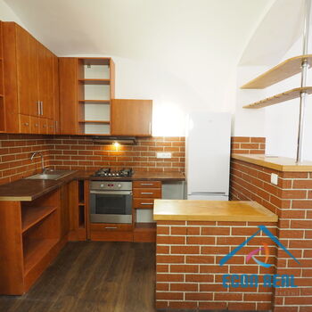 Pronájem prostorného bytu 2+kk, 60 m2, Mariánské nám., Stará Boleslav