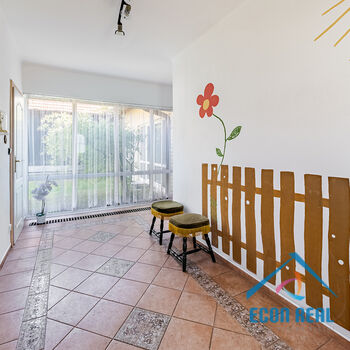 Prodej RD s dvojgaráží, saunou, vířivkou a bazénem, Svatava u Černovic