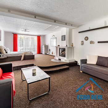 Prodej RD s dvojgaráží, saunou, vířivkou a bazénem, Svatava u Černovic