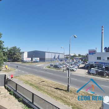 Pronájem zcela nového bytu 2kk 56 m2, terasa 18 m2, parkovací stání, ve vile, Havlíčkova, Kolín