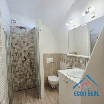 Pronájem světlého bytu 1kk, 41 m2, Mariánské nám., Stará Boleslav