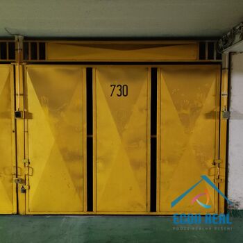 Pronájem garáže v garážovém domě, Čimická, Praha 8