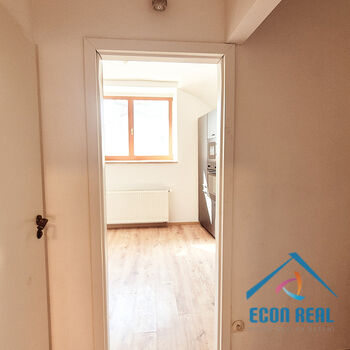 Pronájem světlého bytu 2kk, 40 m2, Mariánské nám., Stará Boleslav