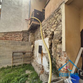 Prodej nájemního činžovního domu u zámku, Husovo nám., Benátky nad Jizerou