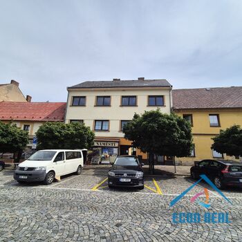 Prodej nájemního činžovního domu u zámku, Husovo nám., Benátky nad Jizerou