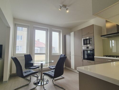 Fotografie nemovitosti - Pronájem bytu 3+1, 82 m2, balkon, 2 garáže, Královická ul., Praha 10 Strašnice,
