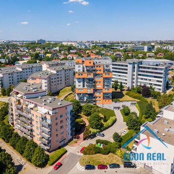 Prodej komfortního bytu 3+kk, 83 m2, balkon, sklep, 2 garážová stání, Symfonická, Praha 5