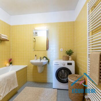 Prodej komfortního bytu 3+kk, 83 m2, balkon, sklep, 2 garážová stání, Symfonická, Praha 5