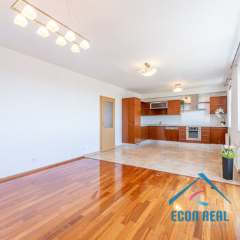 Prodej komfortního bytu 3+kk, 83 m2, balkon, sklep, 2 garážová stání, Symfonická, Praha 5