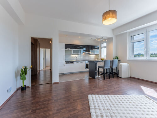 Fotografie nemovitosti - Prodej světlého bytu 2+KK, 53 m2, Vladivostocká, Praha 10 Vršovice