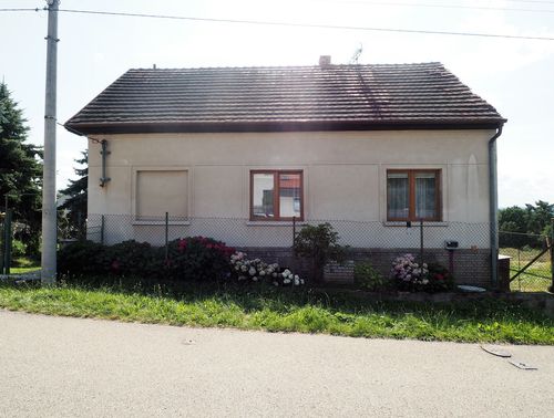 Fotografie nemovitosti - Prodej RD, Bukovany, Týnec nad Sázavou, okres Benešov, pozemky 1218 m2