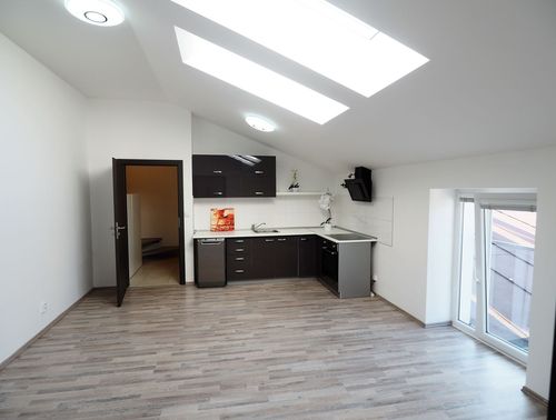 Fotografie nemovitosti - Prodej světlého, útulného bytu 2+kk, 48 m2, Svatopluka Čecha, Beroun - Závodí