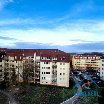 Prodej nadstandardního bytu 2kk, komplet po reko, lodžie, sklep