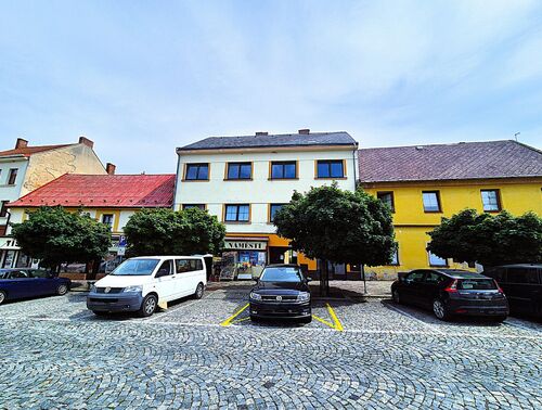 Fotografie nemovitosti - Prodej činžovního - nájemního domu u zámku, Husovo nám., Benátky nad Jizerou