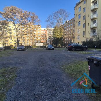 Krásný, rodinný byt 4+kk s parkováním, 128m2, Na Rozcestí, Praha 9 Libeň,
