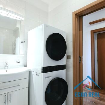 Krásný, rodinný byt 4+kk s parkováním, 128m2, Na Rozcestí, Praha 9 Libeň,