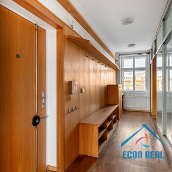 Krásný, rodinný byt 4+kk s parkováním, 128m2, Na Rozcestí, Praha 9 Libeň,