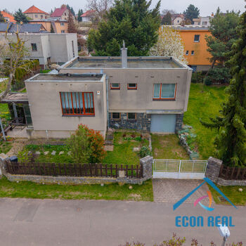 Prodej domu se zahradou, 830 m2, ul. Na Veselí, Jesenice