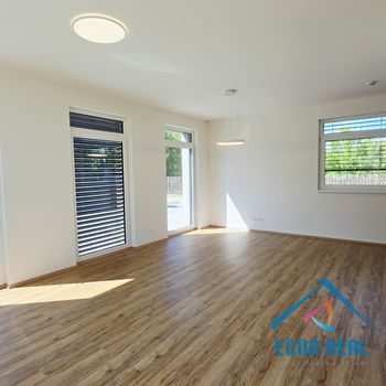 Pronájem zcela nové, luxusní jednotky 3kk, 92m2, s parkováním, U Kovárny, Herink