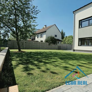 Pronájem zcela nové, luxusní jednotky 3kk, 92m2, s parkováním, U Kovárny, Herink